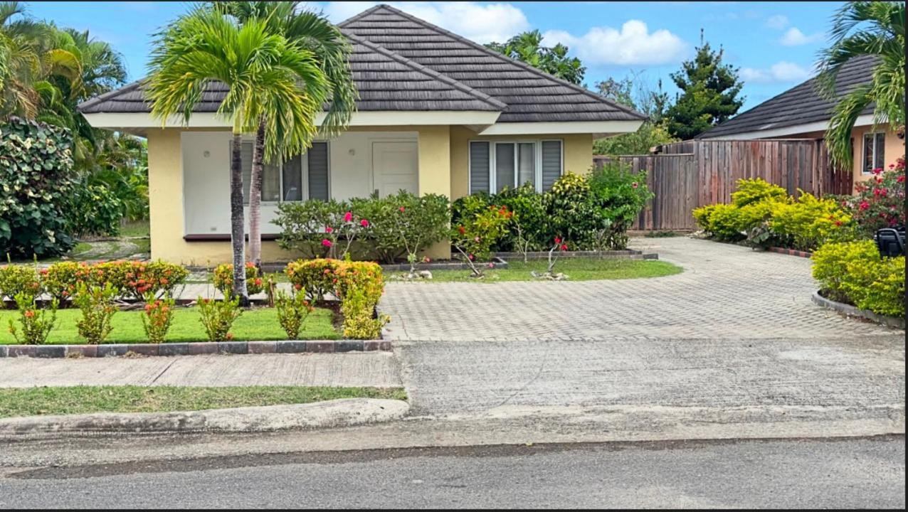 Jamnick Vacation Rentals - Richmond, St Ann, Jamaica โอโชรีโอส ภายนอก รูปภาพ