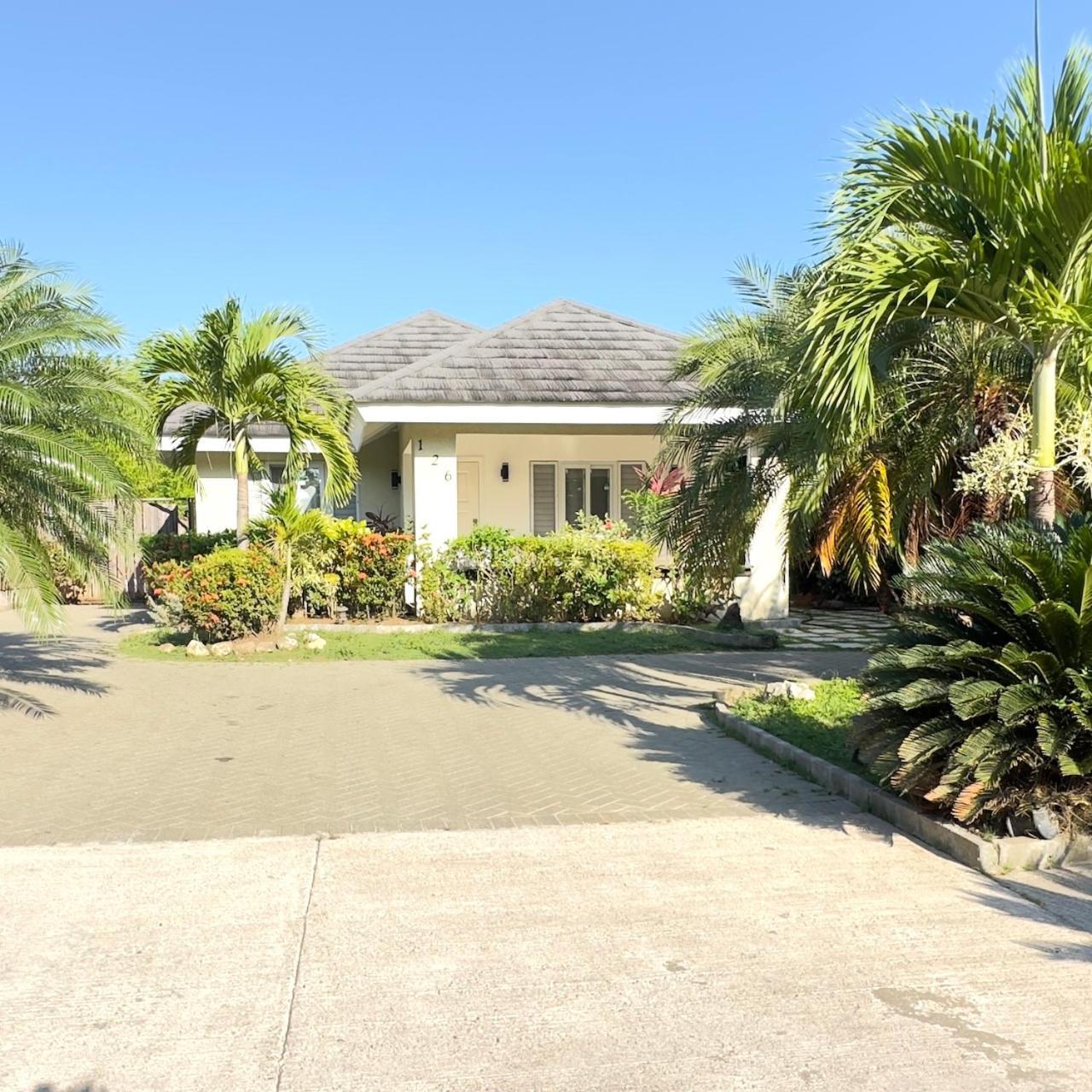 Jamnick Vacation Rentals - Richmond, St Ann, Jamaica โอโชรีโอส ภายนอก รูปภาพ